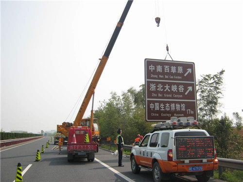 交通標(biāo)志牌價(jià)格